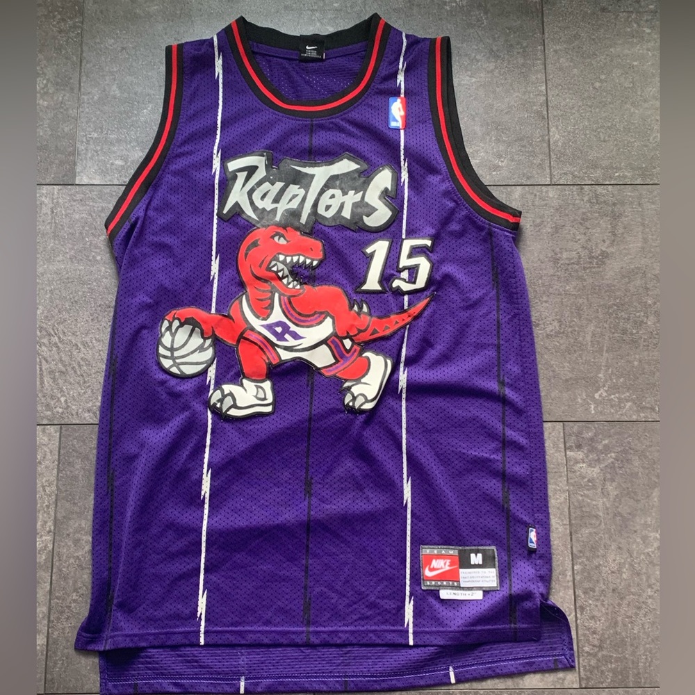 Vince Carter Vintage Raptors Jersey. Good condition.